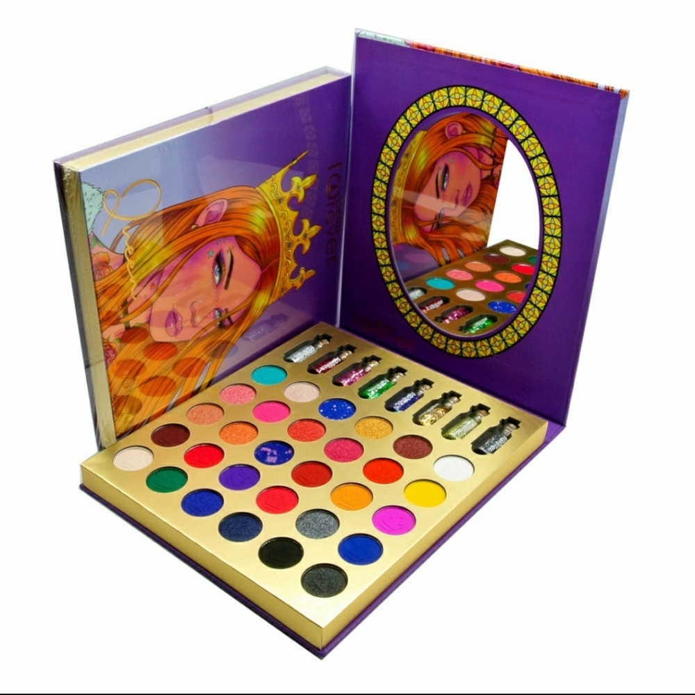 Queen 30 color palette with 8 loose pigments by Bella Forever -